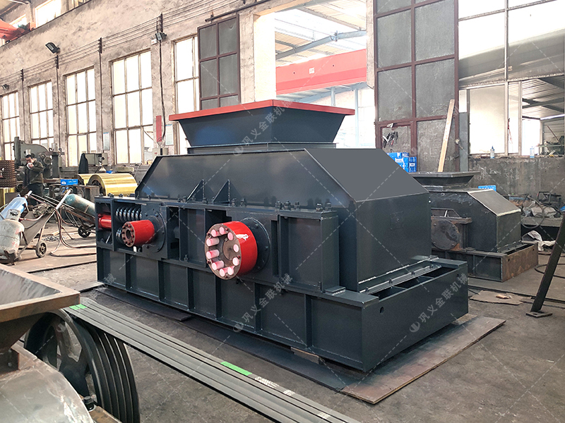 2PGY1200x800半自動液壓對輥破碎機發貨圖片