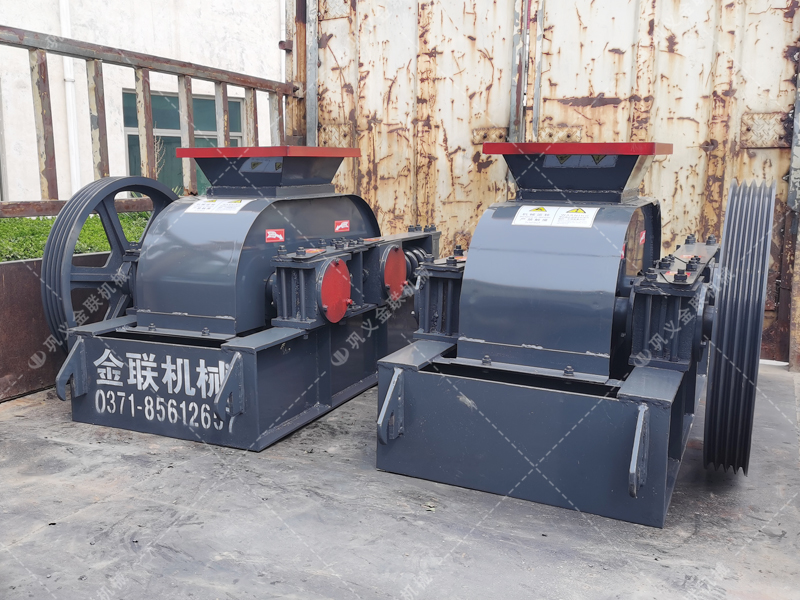 2pg400X250小型對(duì)輥破碎機(jī)發(fā)貨圖片_發(fā)往湖南長沙_破碎石英沙