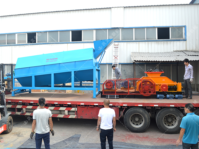 2PG800X600對(duì)輥破碎機(jī)發(fā)貨圖片_發(fā)往廣東廣州_破碎鈣石